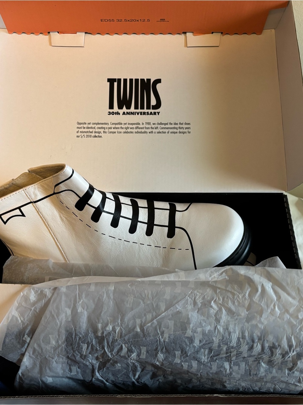 Camper White Ankle Boots with Trompe L’Oeil Graphic Print Brand New - Picture 11 of 15